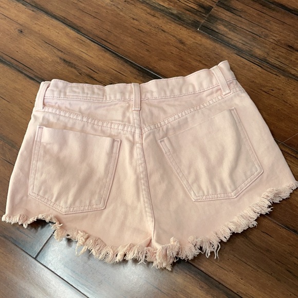Pistola Jean light pink distressed shorts size 26 - Picture 2 of 6